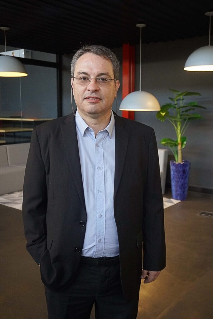 Prof. Dr. Emerson Mainardes é o novo Diretor Acadêmico da Fucape